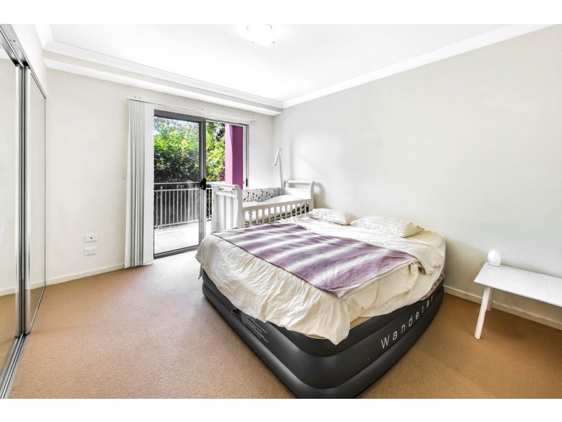 502/33 Clark Street, Biggera Waters QLD 4216