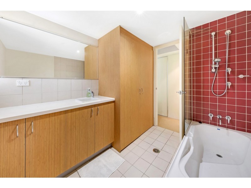 502/33 Clark Street, Biggera Waters QLD 4216