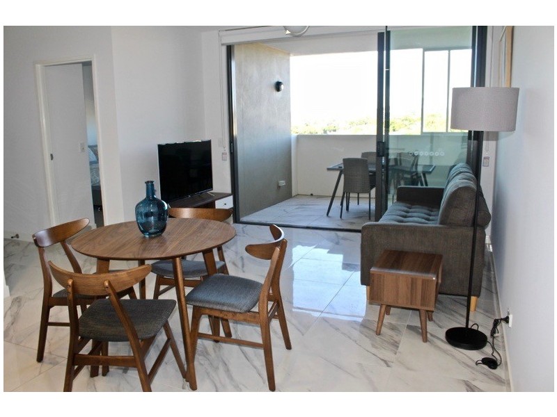 1 Bedroom / 70 Carl Street, Woolloongabba QLD 4102