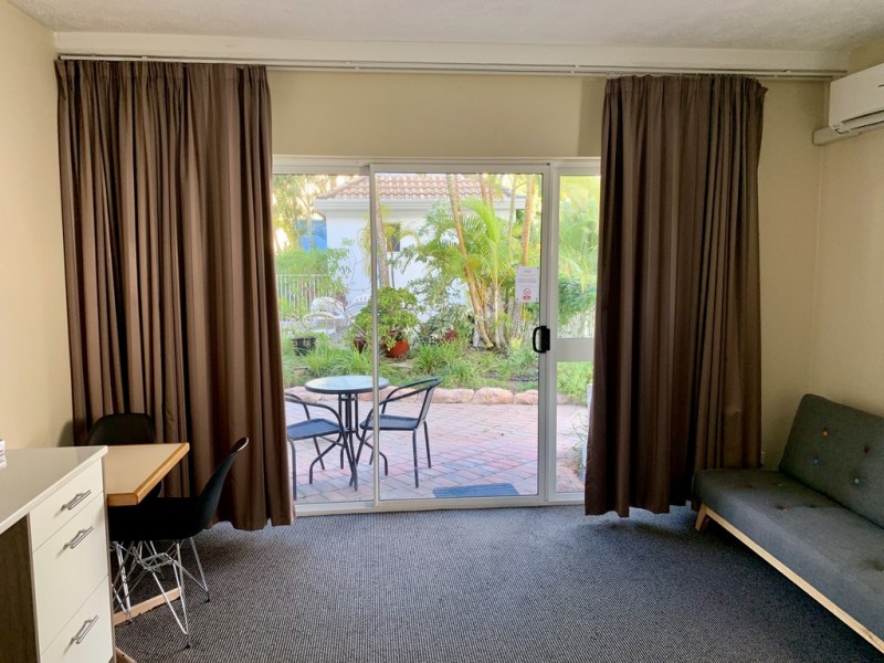 2007 GOLD COAST HWY, Miami QLD 4220