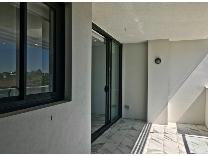 2 Bd, 70 Carl Street, Woolloongabba QLD 4102