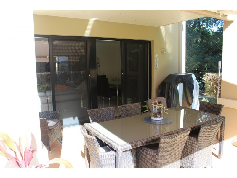 1/23 Santa Barbara Street, Hope Island QLD 4212