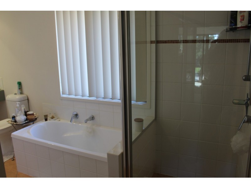1/23 Santa Barbara Street, Hope Island QLD 4212