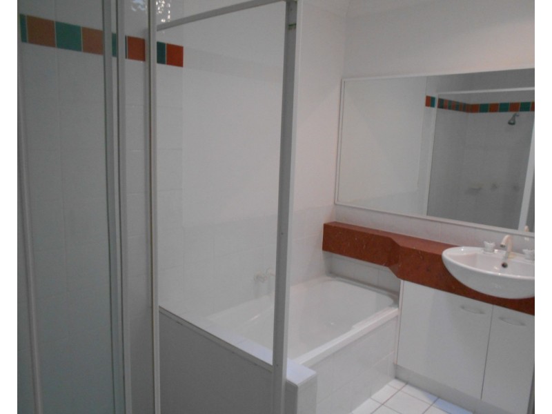 54 Gemvale Road, Reedy Creek QLD 4227