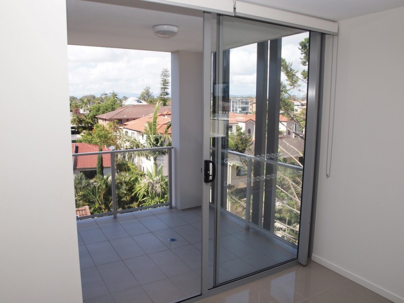 22 Lather Street, Southport QLD 4215