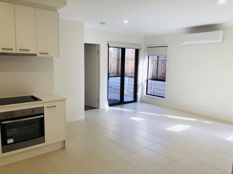 2/16 Sandy Close, Browns Plains QLD 4118