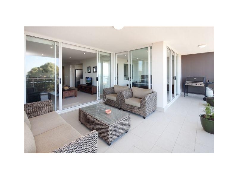 802/87 MARINE PARADE, Redcliffe QLD 4020