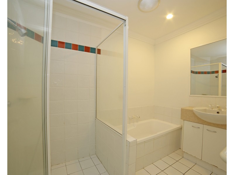 54 Gemvale Road, Reedy Creek QLD 4227