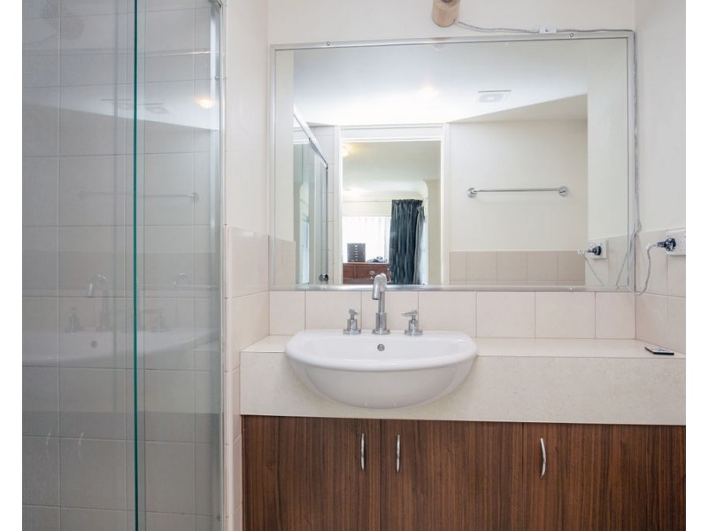614/33 Clark Street, Biggera Waters QLD 4216