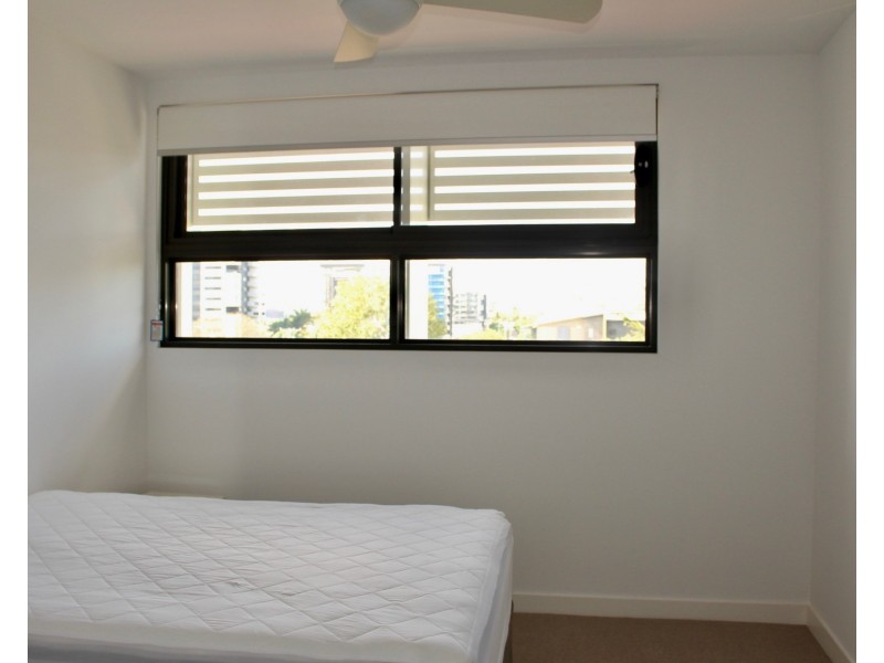 70-74 Carl Street, Woolloongabba QLD 4102