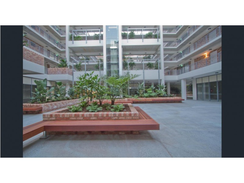 110/190 Varsity Parade, Varsity Lakes QLD 4227