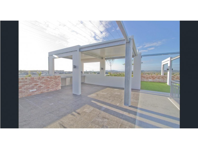 110/190 Varsity Parade, Varsity Lakes QLD 4227