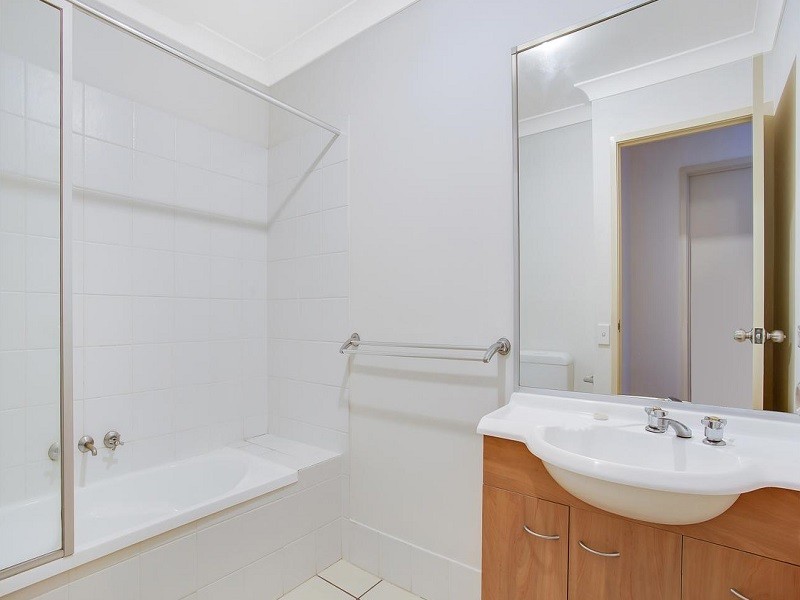 590 PINE RIDGE ROAD, Coombabah QLD 4216