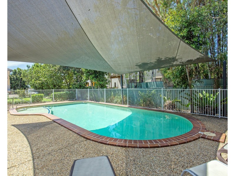 2/22 Oleander Avenue, Biggera Waters QLD 4216