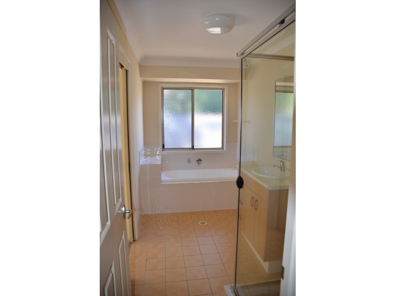 20 Babu Street, Varsity Lakes QLD 4227