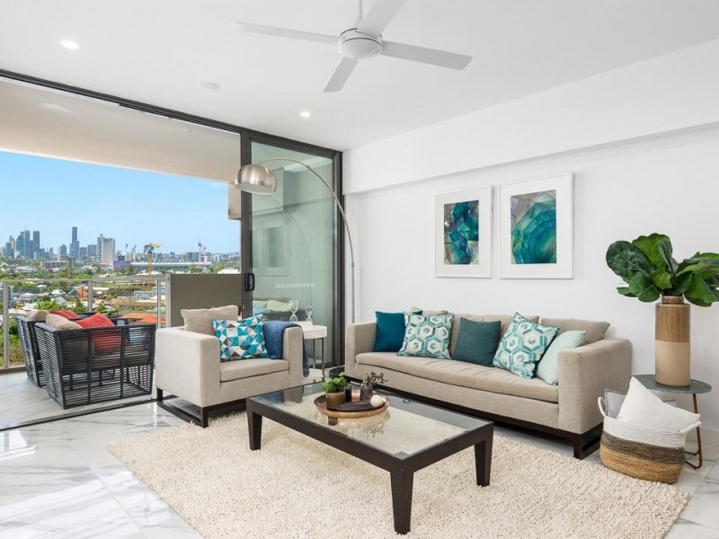 70 Carl Street, Woolloongabba QLD 4102