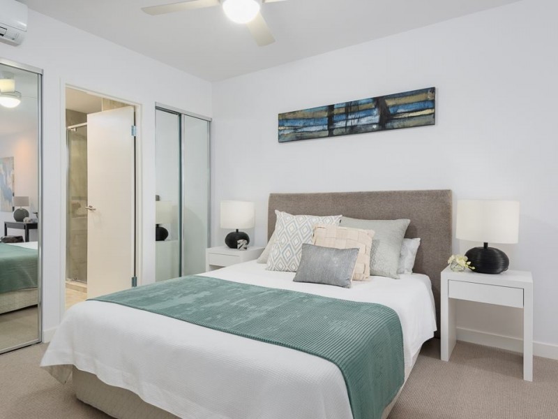 70 Carl Street, Woolloongabba QLD 4102