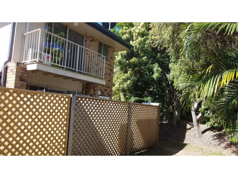 10th dec @ 11 Waterford court, Bundall QLD 4217