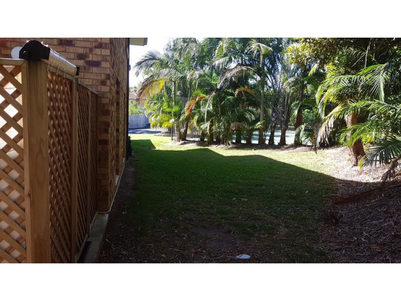 10th dec @ 11 Waterford court, Bundall QLD 4217