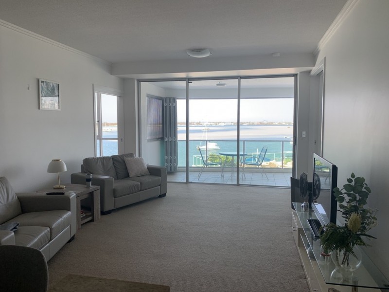 300 Marine Parade, Labrador QLD 4215