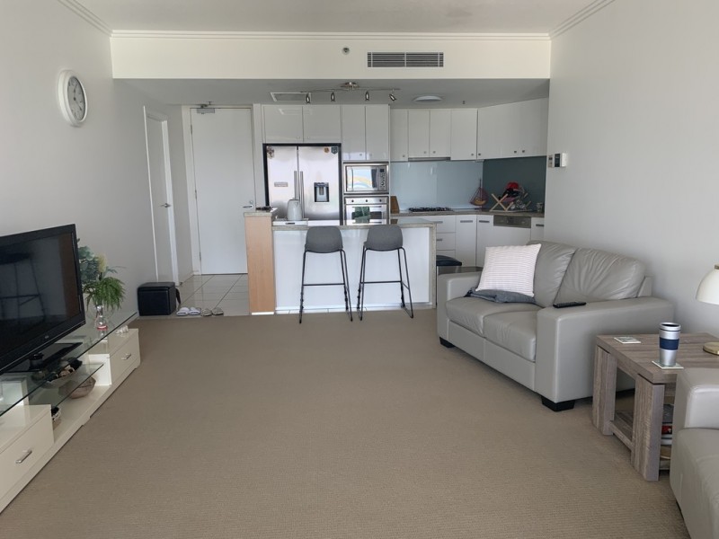 300 Marine Parade, Labrador QLD 4215