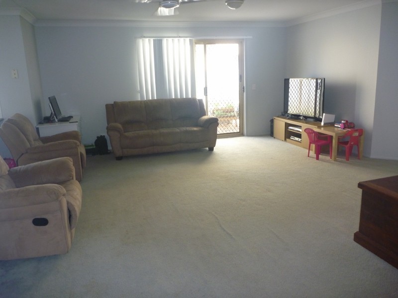 14 Hialeah Crescent, Helensvale QLD 4212