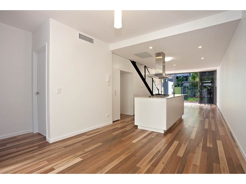 19w 24 Cordelia St, South Brisbane QLD 4101