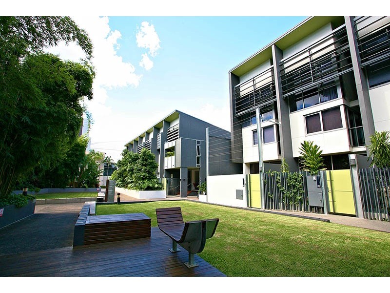 5w 28 Cordelia St, South Brisbane QLD 4101