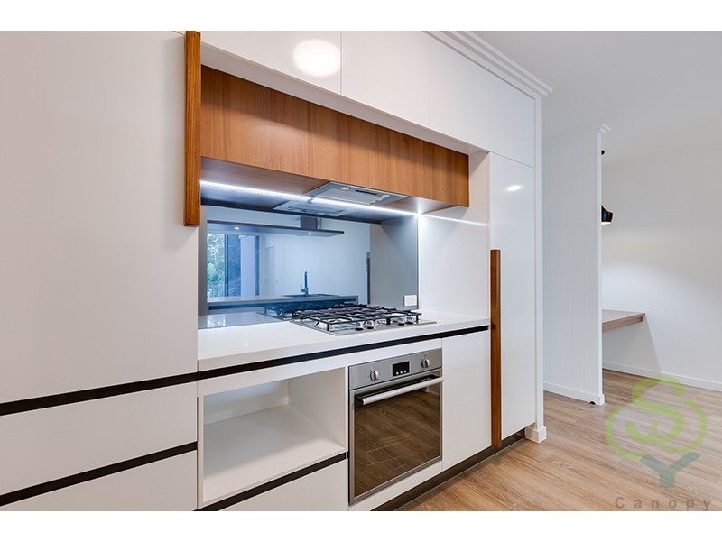 390 Simpsons Rd, Bardon QLD 4065