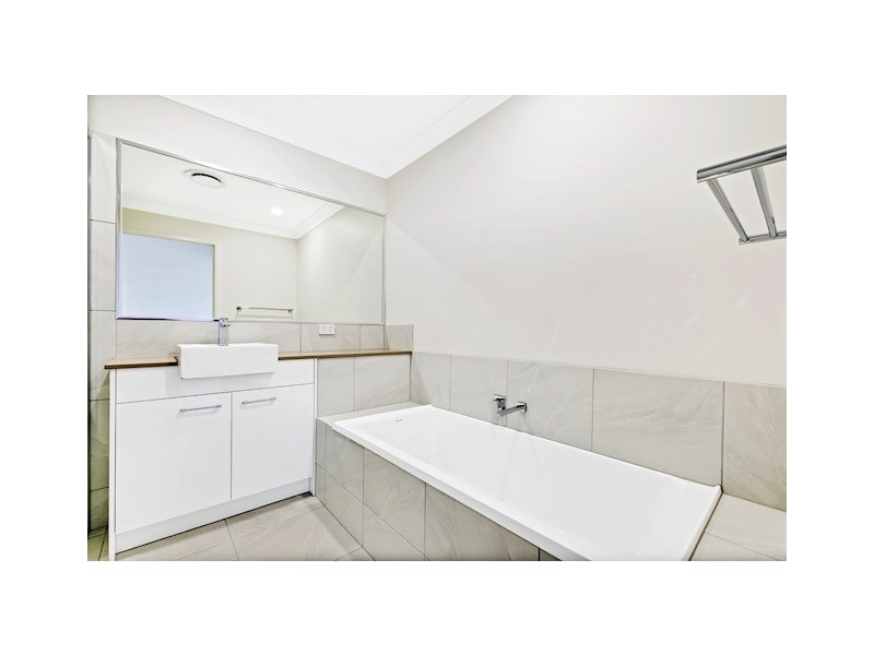44-48 Fairmeadow Rd, Nambour QLD 4560