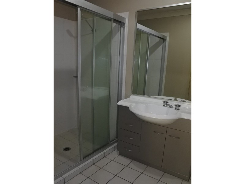 590 Pine Ridge Road, Coombabah QLD 4216