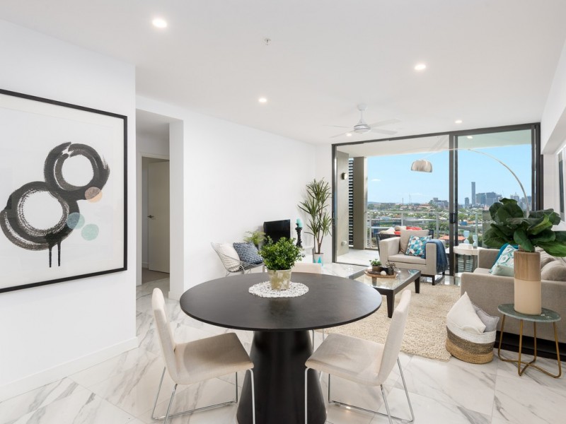 2 Bd / 70 Carl Street, Woolloongabba QLD 4102