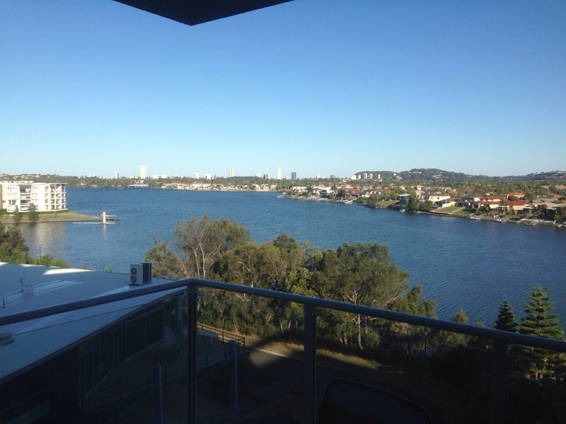 261/33 Lakefront Cres, Varsity Lakes QLD 4227