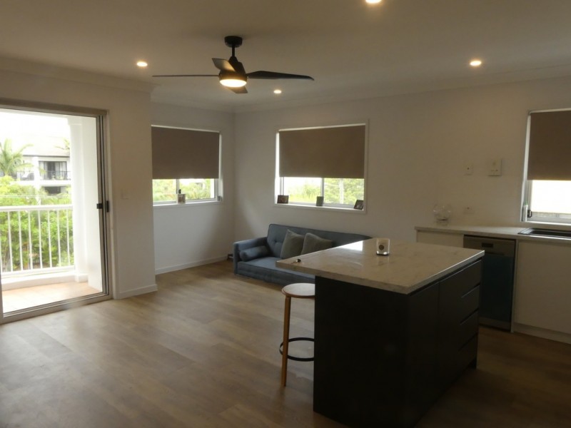 49/7-17 Purli St, Chevron Island QLD 4217