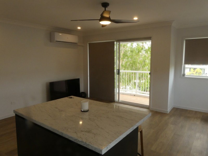 49/7-17 Purli St, Chevron Island QLD 4217