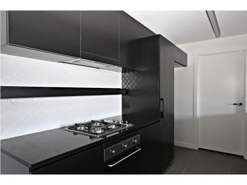 212/08 Donkin Street, West End QLD 4101