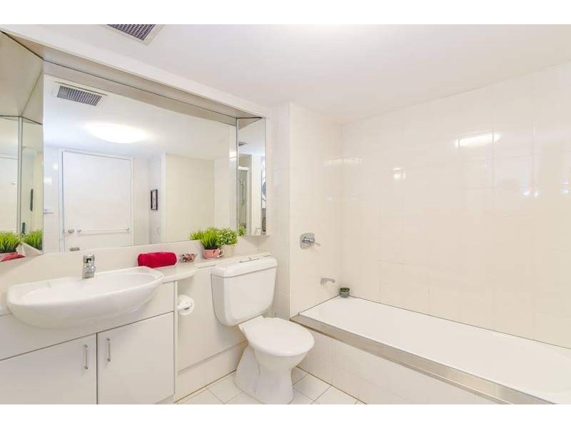 6/57 Lambert Street, Kangaroo Point QLD 4169