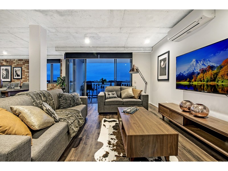 605/190 Varsity Parade, Varsity Lakes QLD 4227