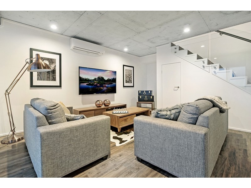 605/190 Varsity Parade, Varsity Lakes QLD 4227