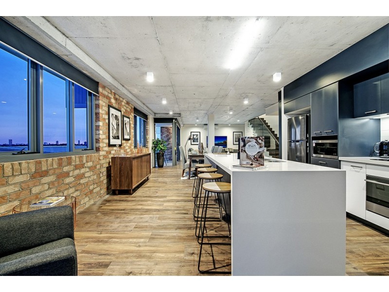 605/190 Varsity Parade, Varsity Lakes QLD 4227