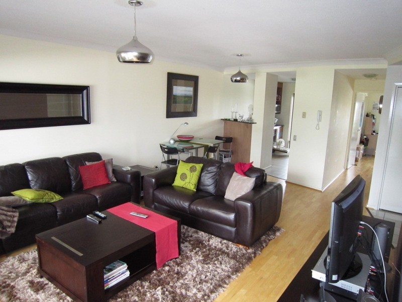 32/70 Norman Crescent, Norman Park QLD 4170