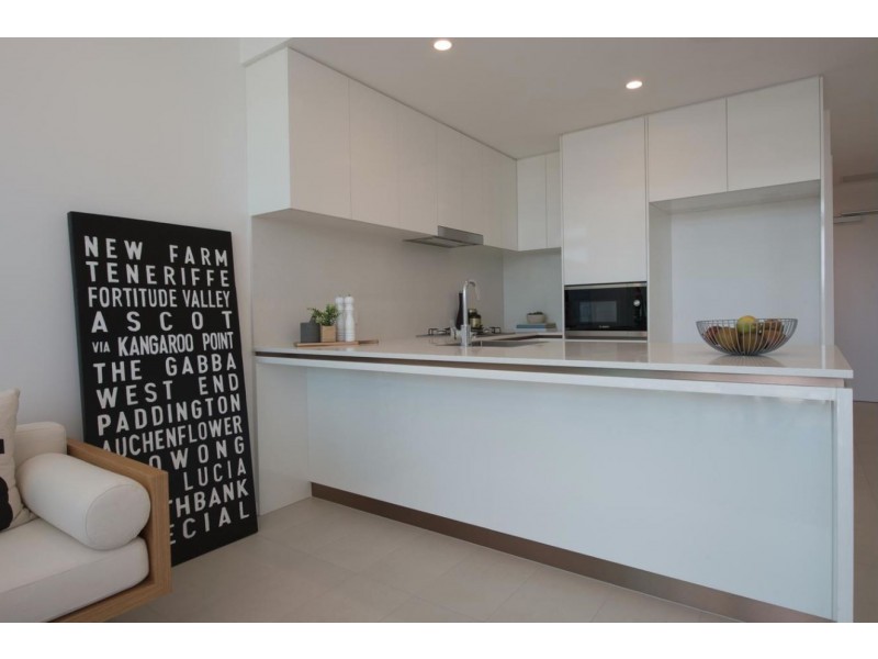 24 STRATTON STREET, Newstead QLD 4006