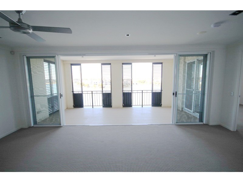 Carrara QLD 4211
