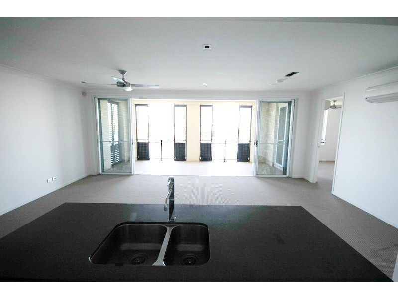 Carrara QLD 4211