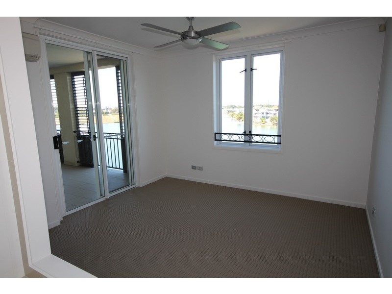 Carrara QLD 4211