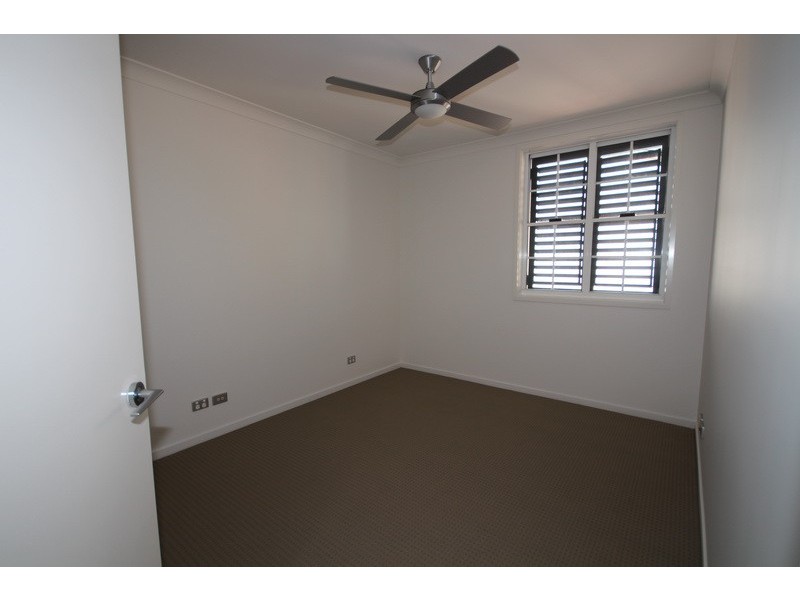 Carrara QLD 4211