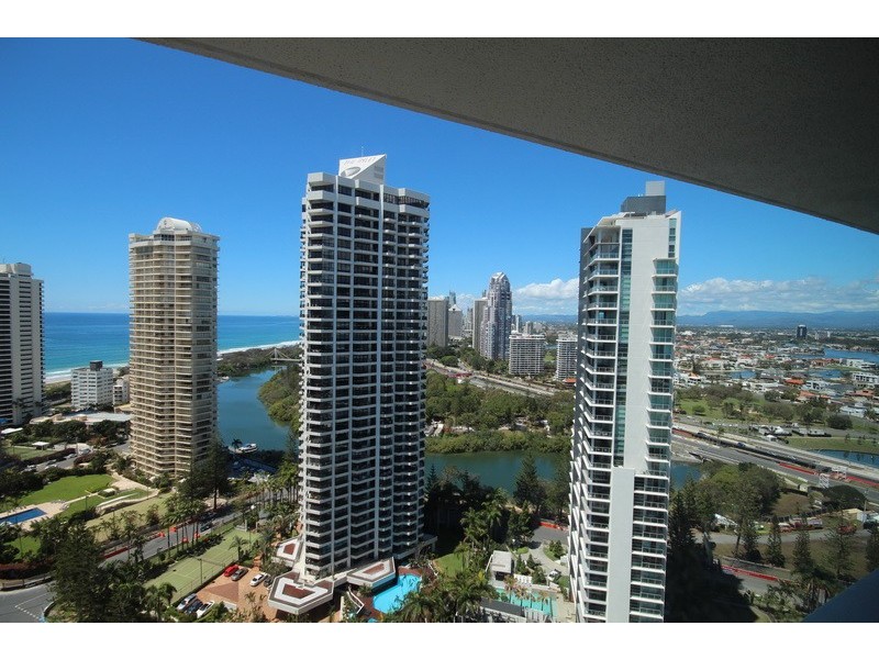 Main Beach QLD 4217