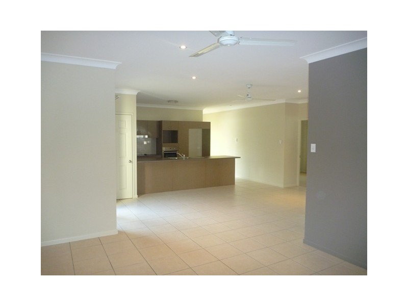 82 Tangerine Way, Kirwan QLD 4817