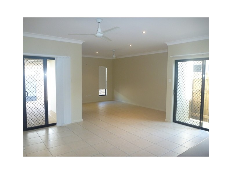 82 Tangerine Way, Kirwan QLD 4817