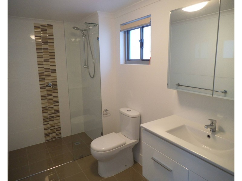 11/11 Kingsmill Street, Chermside QLD 4032